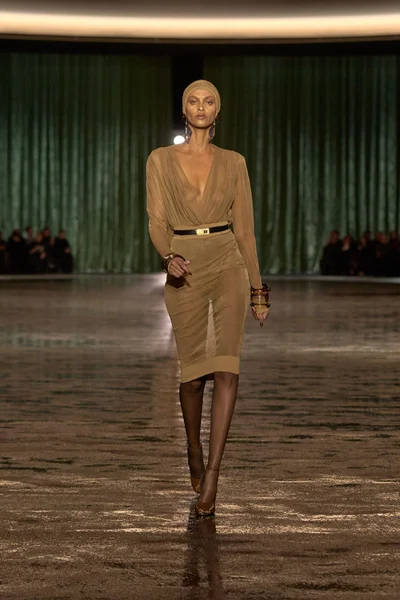 Look 31